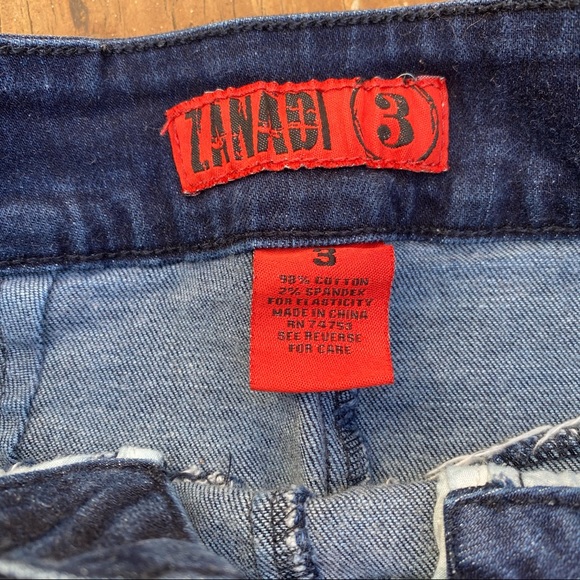 Button-up Shorts - Picture 2 of 3